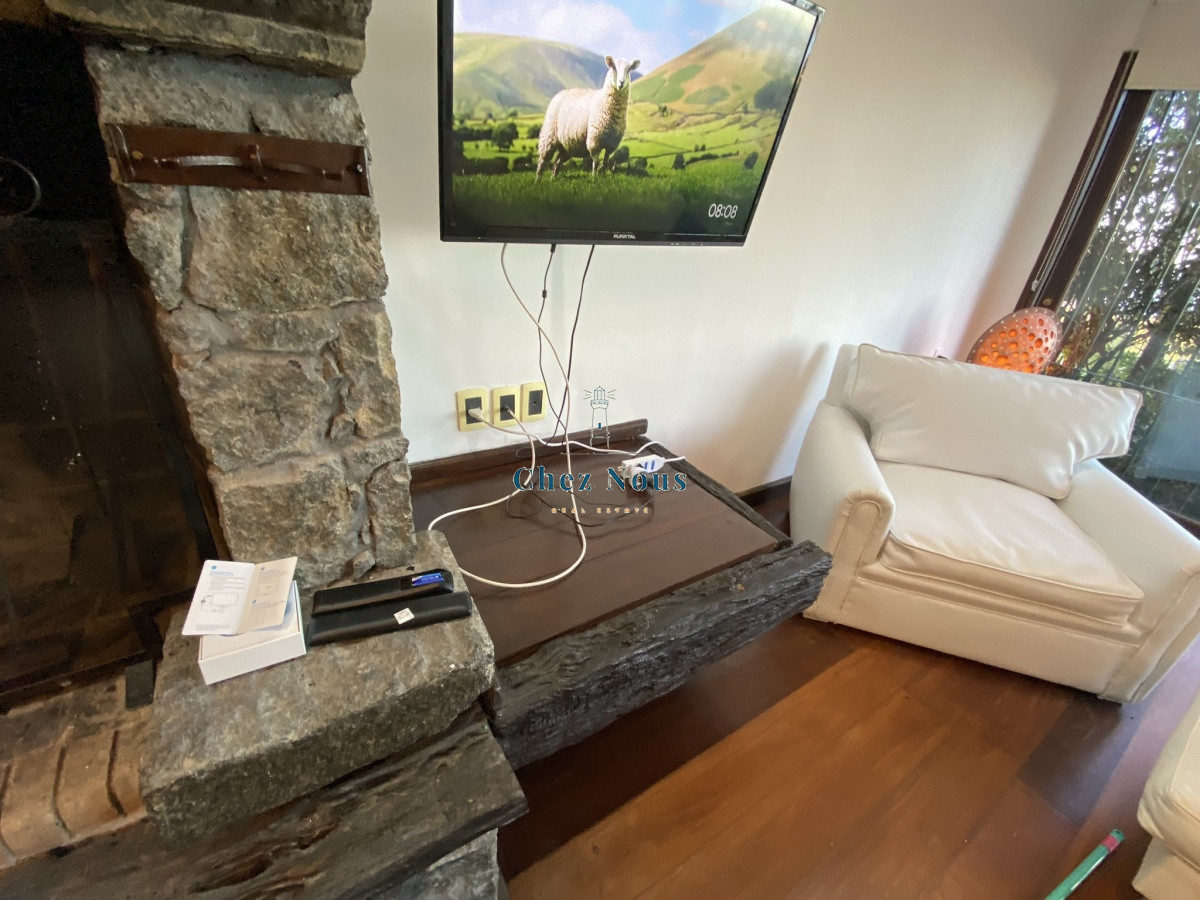 Apartamento ID.753 - Puerto del Buceo, 3 cuartos, 2 suites, servicio, jardin, vista veleros.