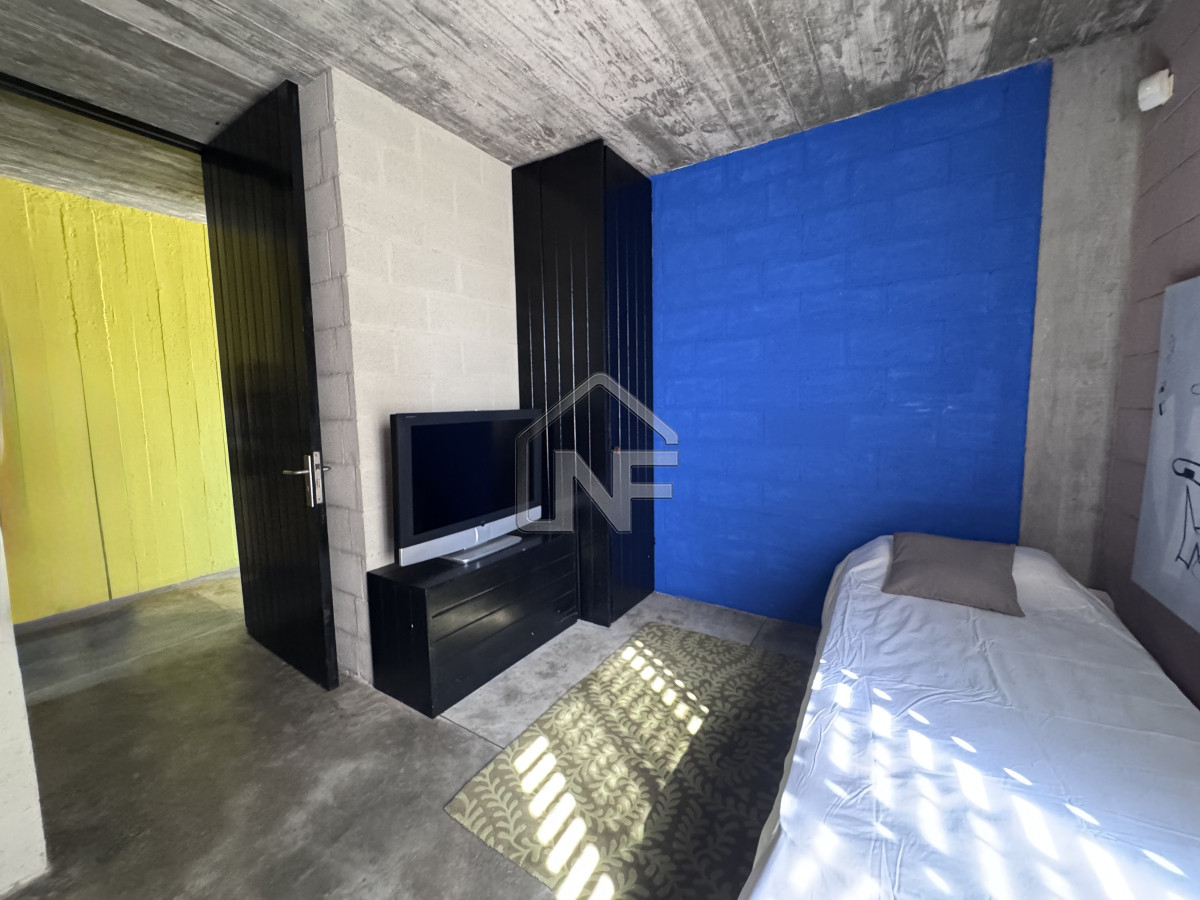 Casa ID.223 - Casa venta 3 dormitorios y servicio, pileta, La Barra, Uruguay