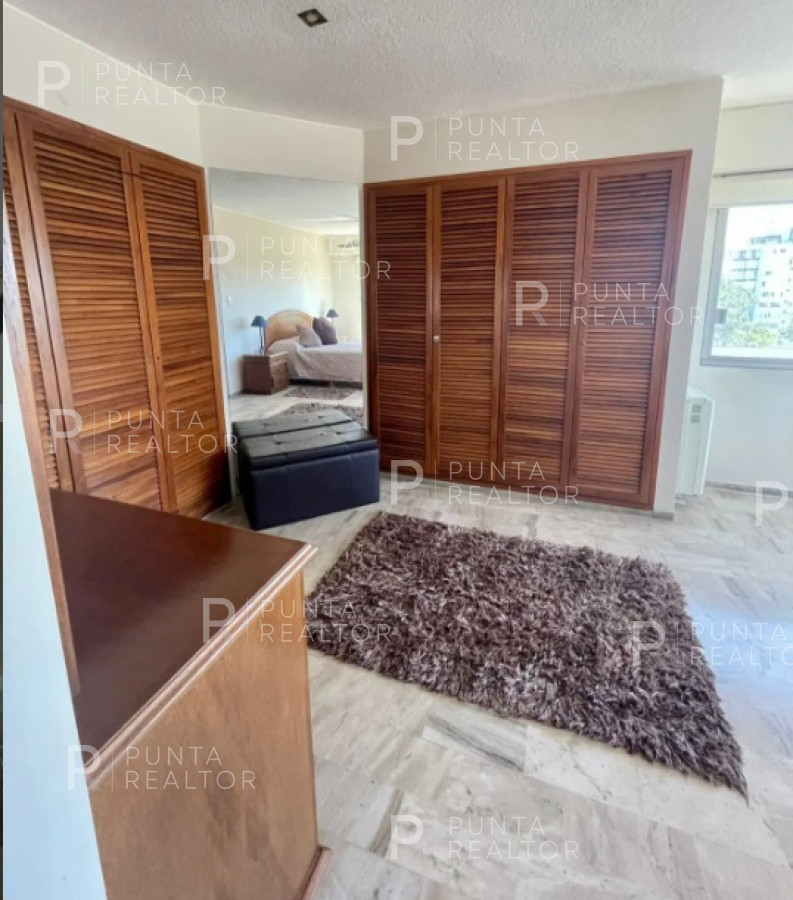 Apartamento ID.2029 - Departamento en venta de 3 dormitorios, Punta del Este , Uruguay