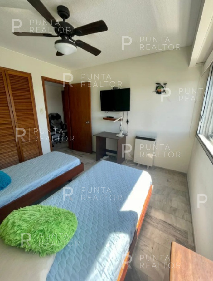 Apartamento ID.2029 - Departamento en venta de 3 dormitorios, Punta del Este , Uruguay