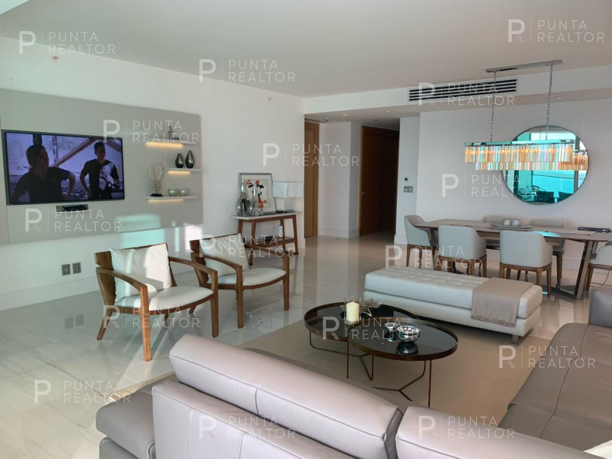 Apartamento ID.1879 - Apartamento en Fendi en alquiler Playa Mansa, Punta del Este, Uruguay