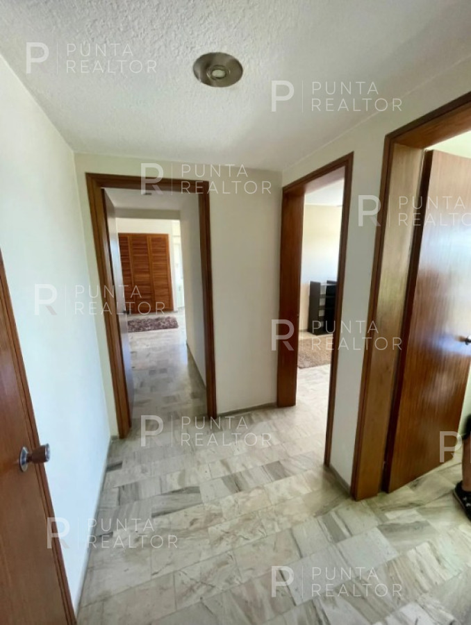 Apartamento ID.2029 - Departamento en venta de 3 dormitorios, Punta del Este , Uruguay