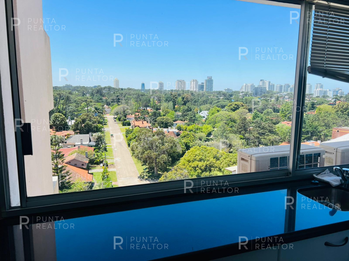 Apartamento ID.1873 - Apartamento 3 dormitorios en alquiler con espectacular vista al mar, Playa Mansa, Punta del Este, Uruguay