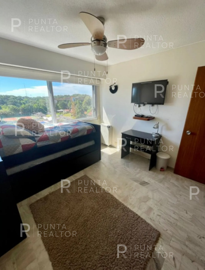 Apartamento ID.2029 - Departamento en venta de 3 dormitorios, Punta del Este , Uruguay