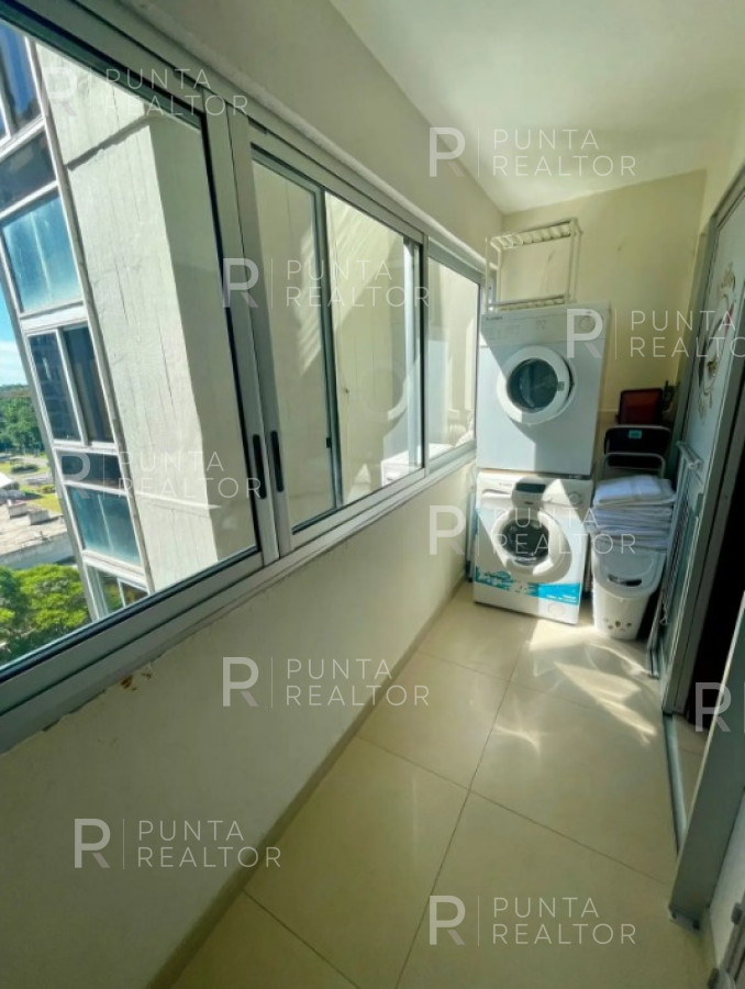 Apartamento ID.2029 - Departamento en venta de 3 dormitorios, Punta del Este , Uruguay
