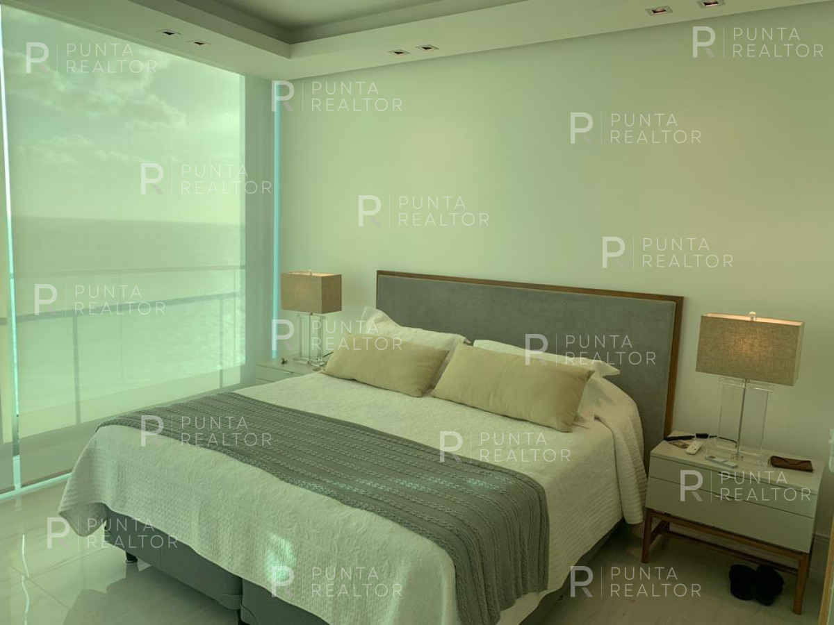Apartamento ID.1879 - Apartamento en Fendi en alquiler Playa Mansa, Punta del Este, Uruguay