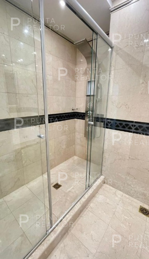 Apartamento ID.935 - Excelente penthouse en venta en Playa Mansa, Punta del Este, Uruguay