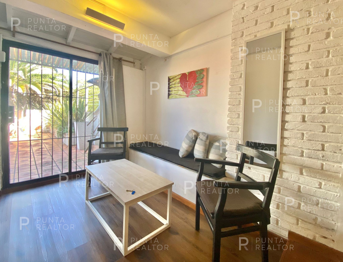 Apartamento ID.2012 - Apartamento en venta de 1 dormitorio en la Peninsula de Punta del Este, Uruguay