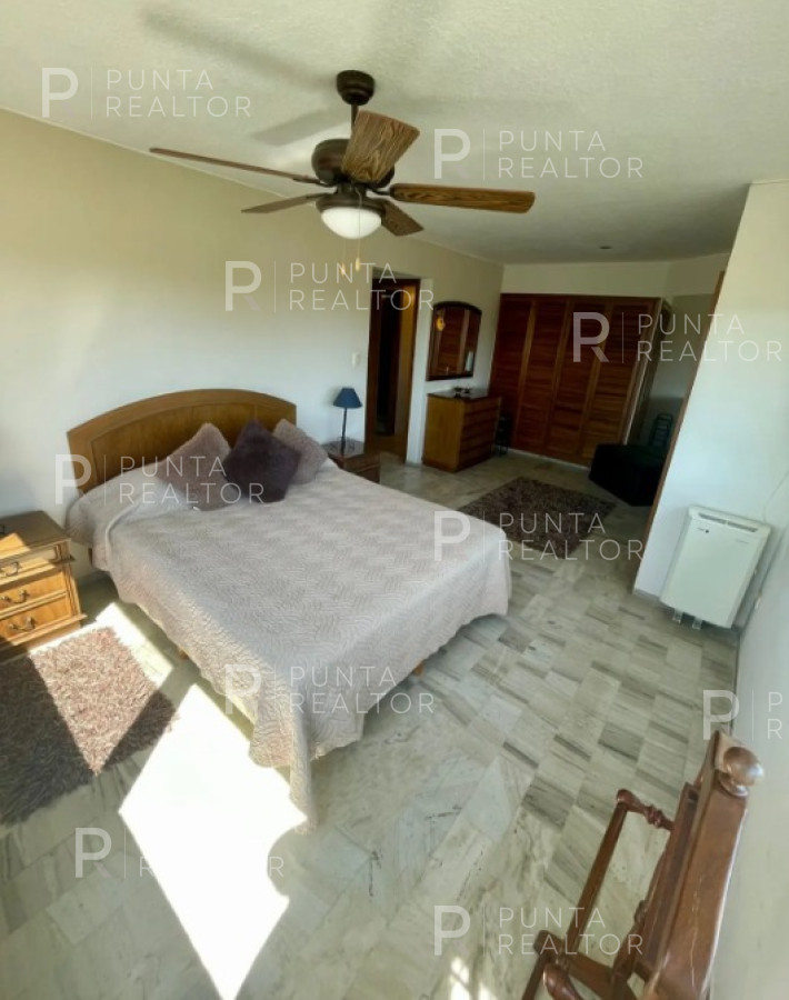Apartamento ID.2029 - Departamento en venta de 3 dormitorios, Punta del Este , Uruguay