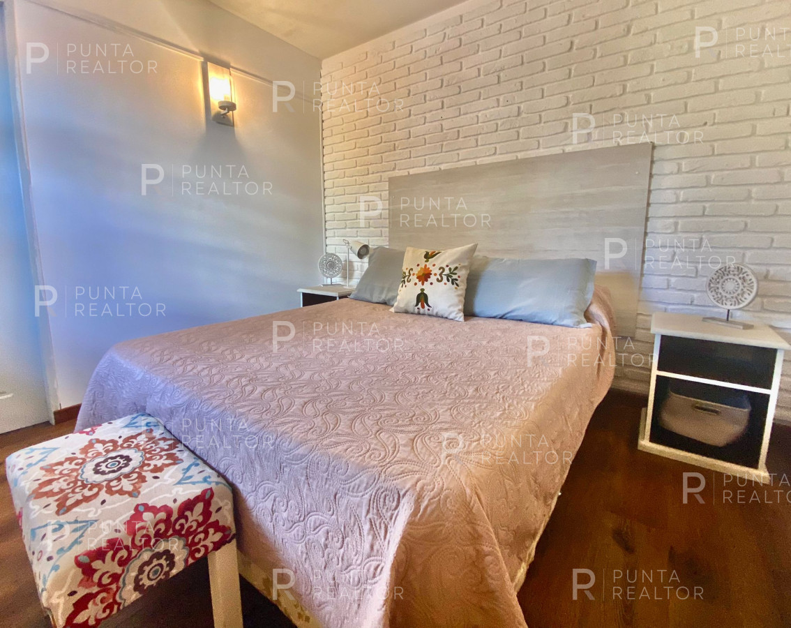 Apartamento ID.2012 - Apartamento en venta de 1 dormitorio en la Peninsula de Punta del Este, Uruguay