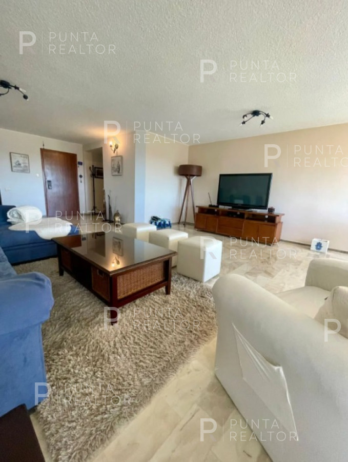 Apartamento ID.2029 - Departamento en venta de 3 dormitorios, Punta del Este , Uruguay