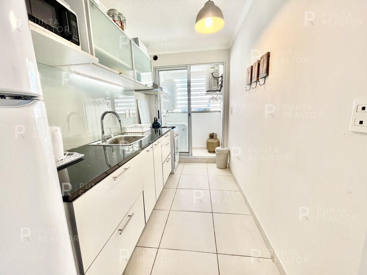 Apartamento ID.379 - Departamento, Alquiler, 2 dormitorios, Ocean Drive, Punta del Este, Uruguay