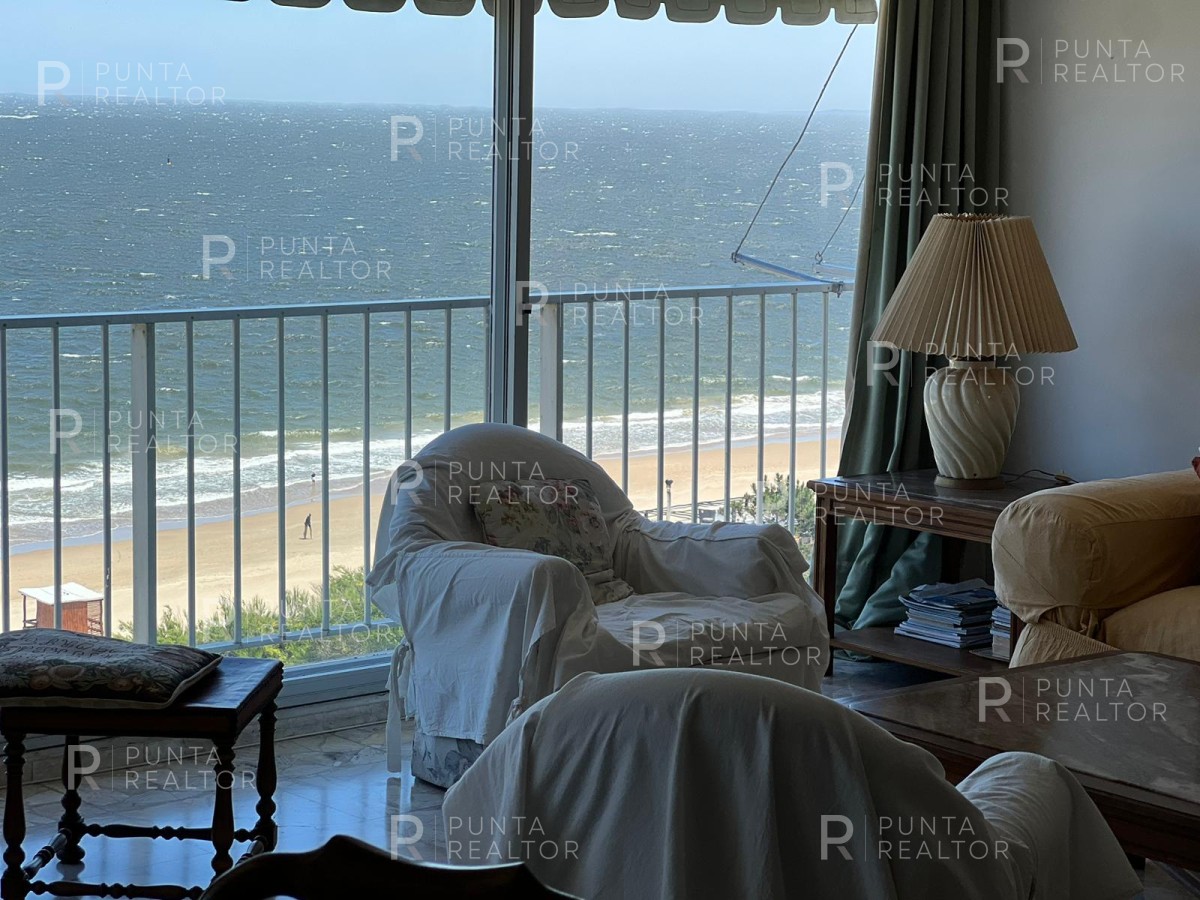 Apartamento ID.1873 - Apartamento 3 dormitorios en alquiler con espectacular vista al mar, Playa Mansa, Punta del Este, Uruguay
