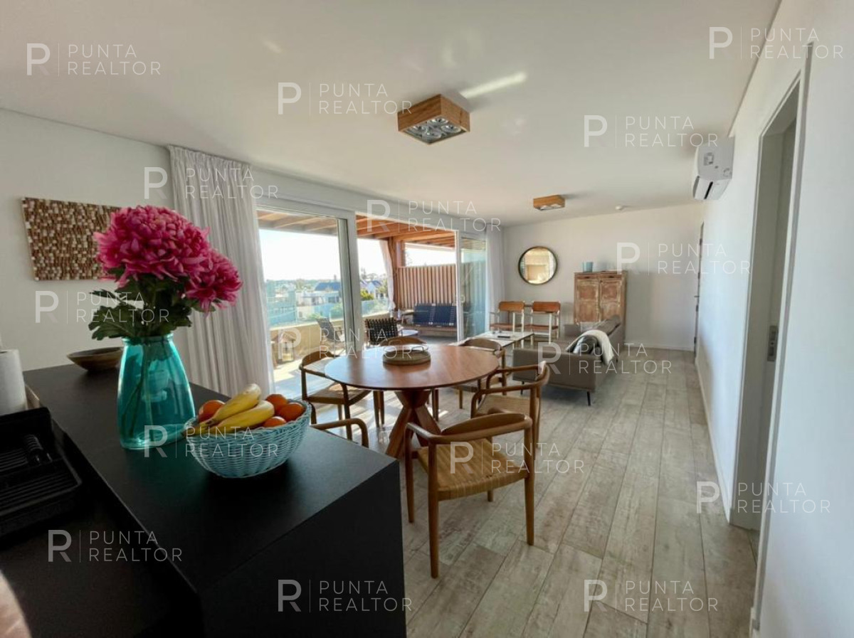 Apartamento ID.1211 - Departamento alquiler 4 dormitorios, La Barra, Uruguay