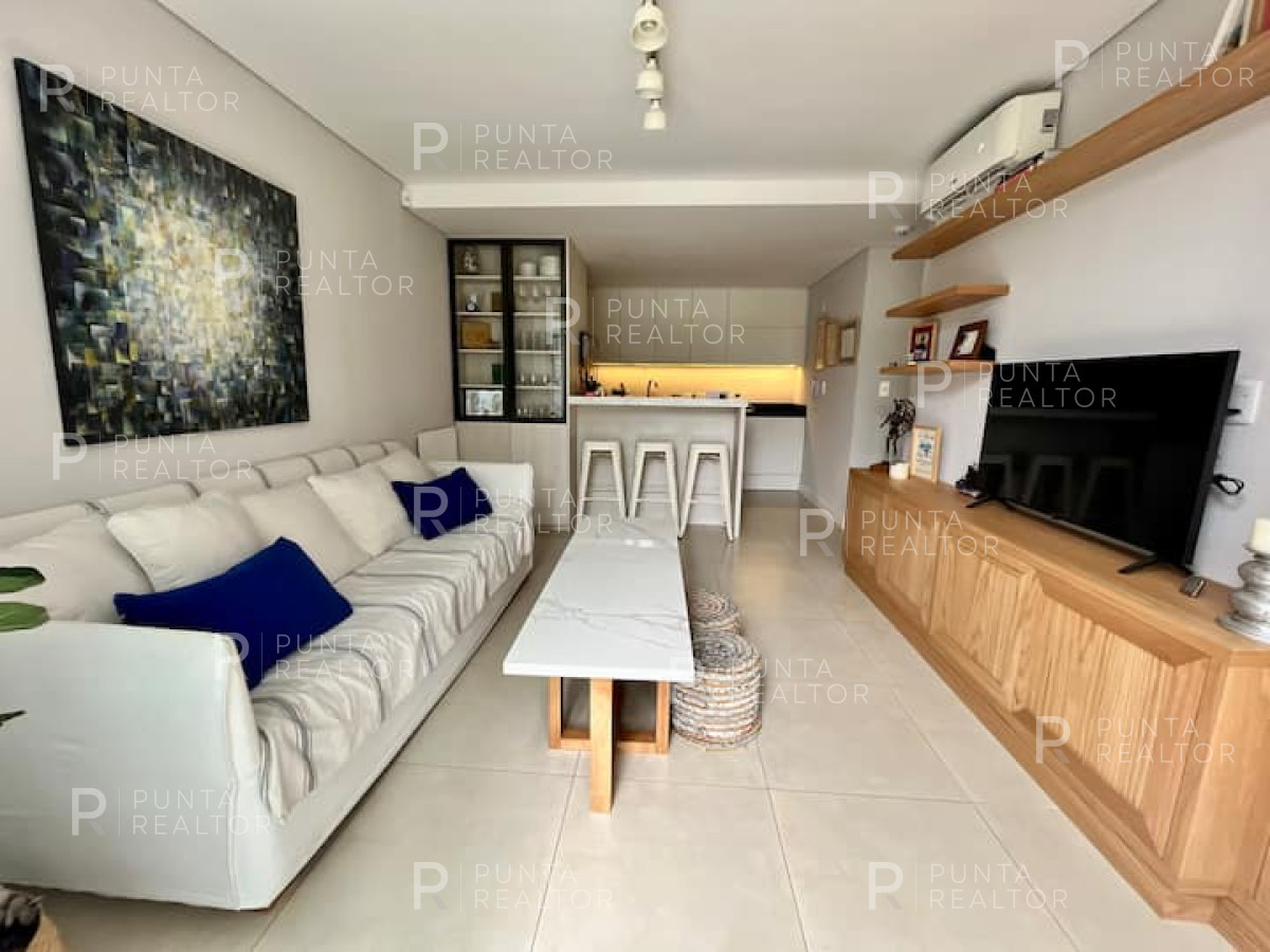 Apartamento ID.2171 - Departamento Alquiler, 2 dormitorios,  La Barra, Uruguay