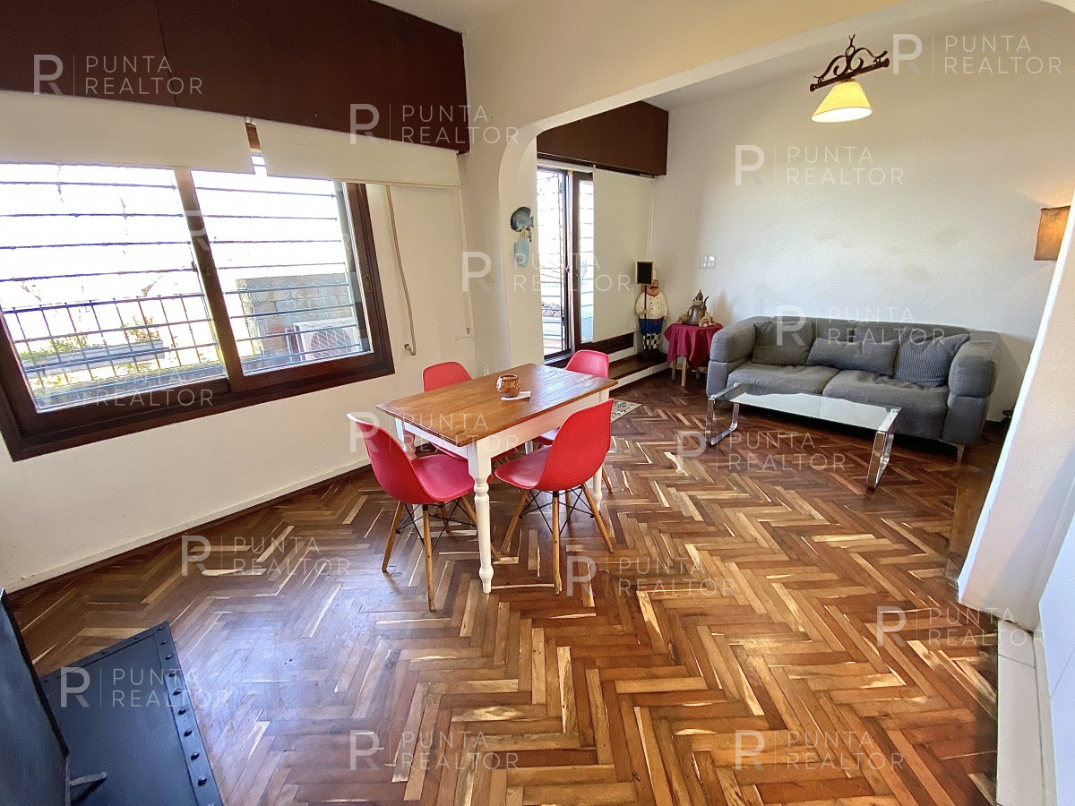 Apartamento ID.245 - Penthouse Pocitos Buceo supervistas al mar y veleros alquiler 2 dormitorios, suite 2 baños  