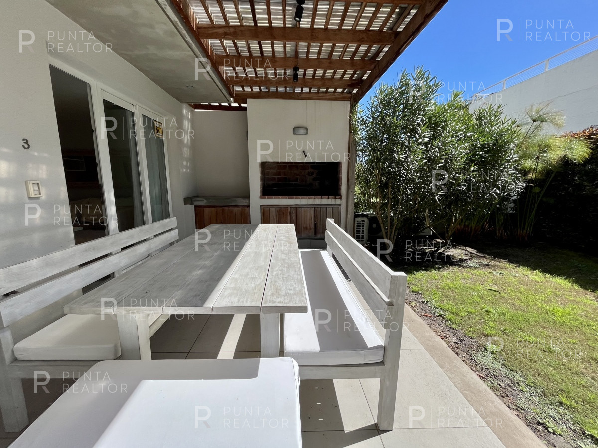 Apartamento ID.1751 - Apartamento alquiler 2 dormitorios, La Barra, Uruguay