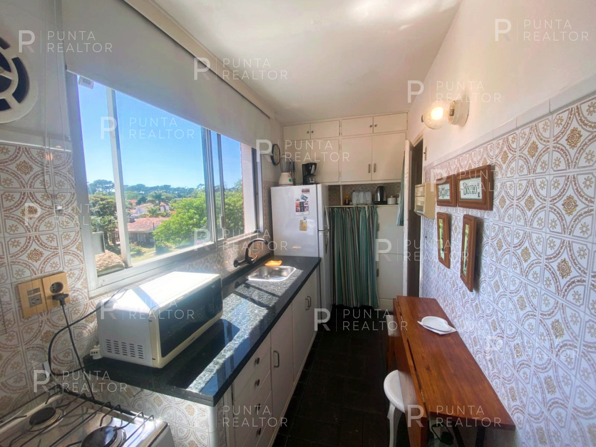 Apartamento ID.2523 - Venta Departamento 2 Dormitorios, Playa Mansa, Punta Del Este, Uruguay