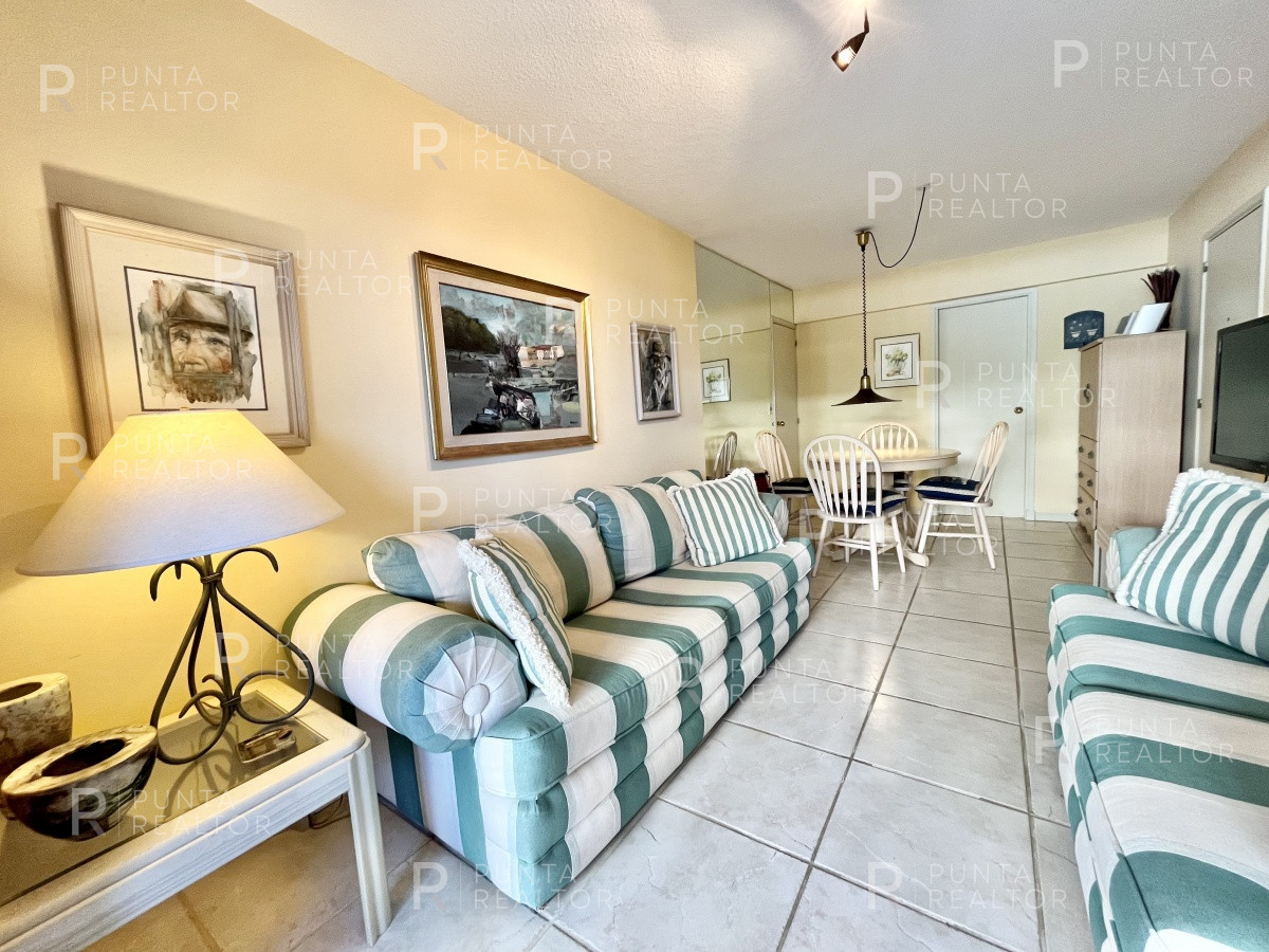 Apartamento ID.1614 - Apartamento de 3 dormitorios en El Emir, Punta del Este, Uruguay