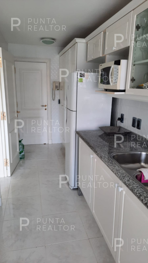 Apartamento ID.2086 - Departamento venta 3 dormitorios, Coral Tower, Punta del Este, Uruguay