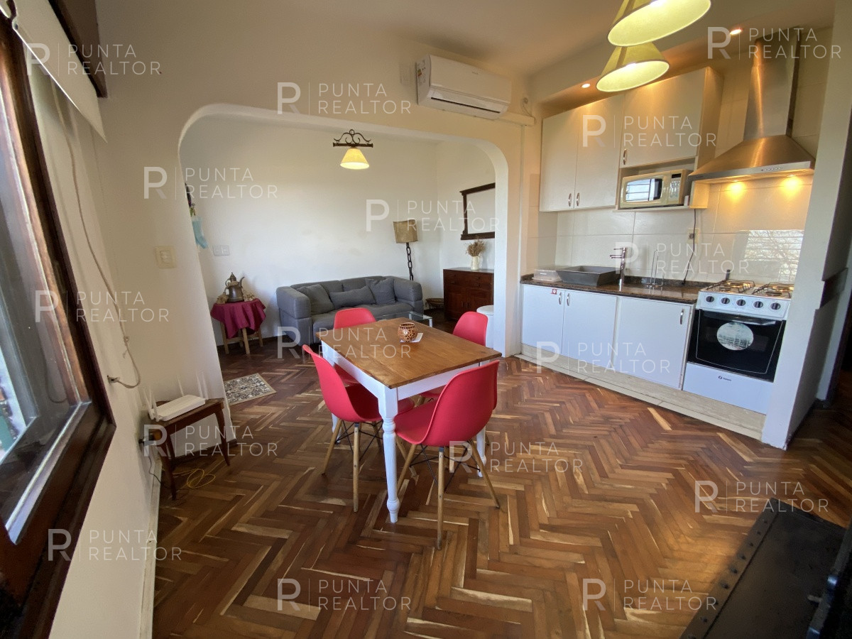 Apartamento ID.245 - Penthouse Pocitos Buceo supervistas al mar y veleros alquiler 2 dormitorios, suite 2 baños  