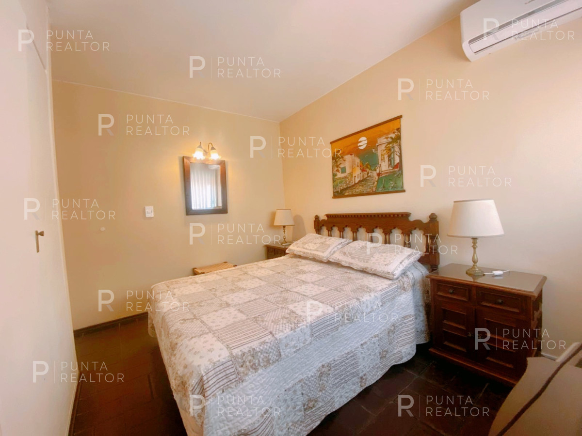 Apartamento ID.2523 - Venta Departamento 2 Dormitorios, Playa Mansa, Punta Del Este, Uruguay