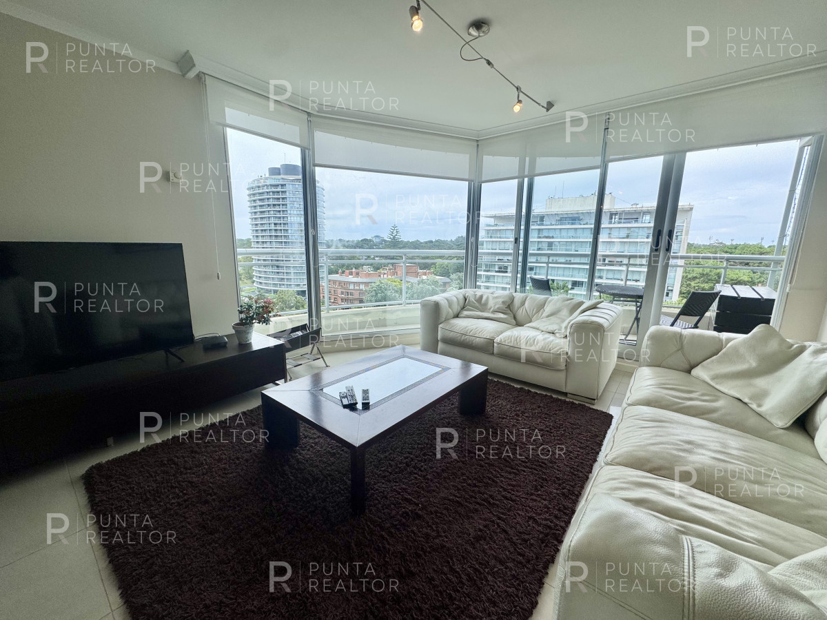 Apartamento ID.2196 - Departamento en Alquiler Ocean Drive 3 dormitorios, Punta del Este, Uruguay