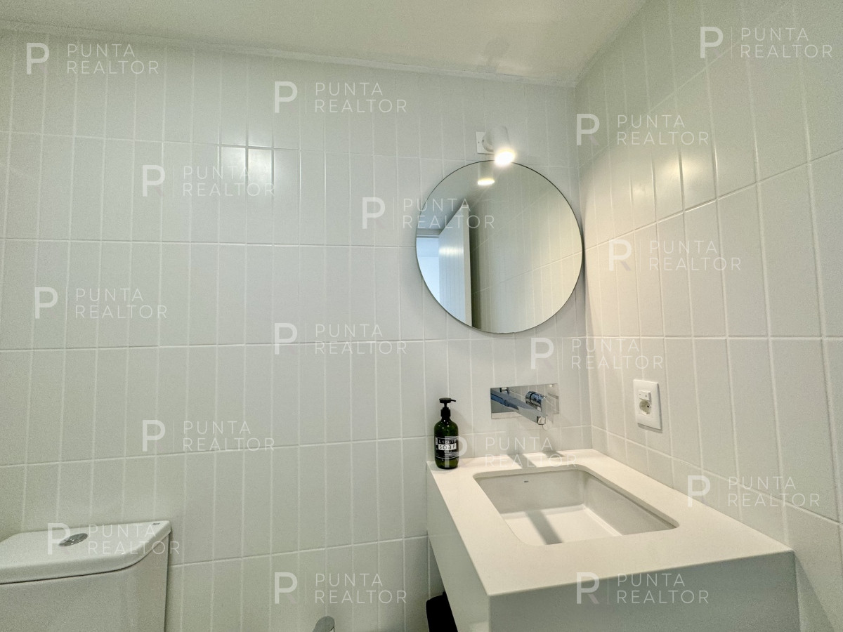 Apartamento ID.2218 - Penthouse Alquiler, 2 dormitorios, Manantiales, Uruguay