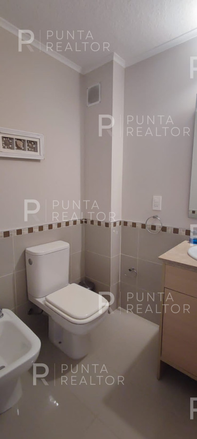 Apartamento ID.378 - Departamento 4 dormitorios alquiler, Ocean Drive , Punta del Este, Uruguay