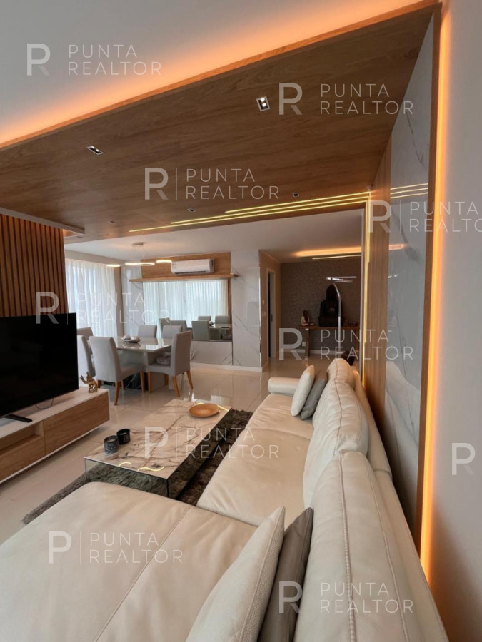 Apartamento ID.2573 - Alquiler Departamento, 3 Dormitorios, Brava, Punta Del Este, Uruguay  