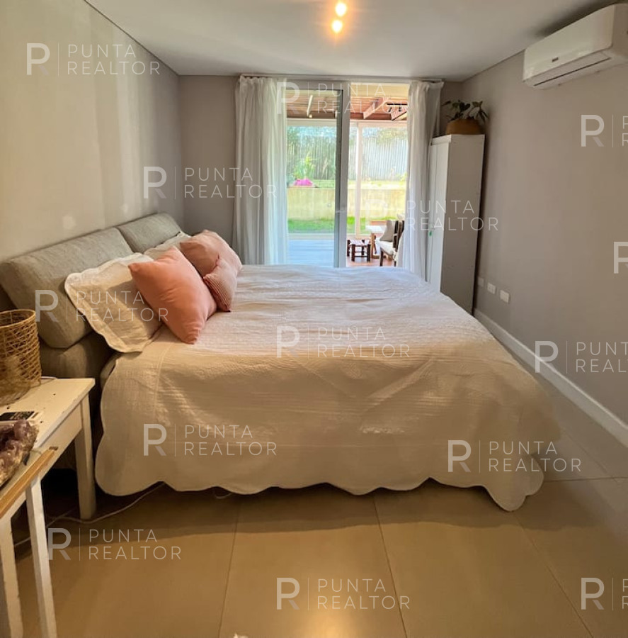 Apartamento ID.2171 - Departamento Alquiler, 2 dormitorios,  La Barra, Uruguay