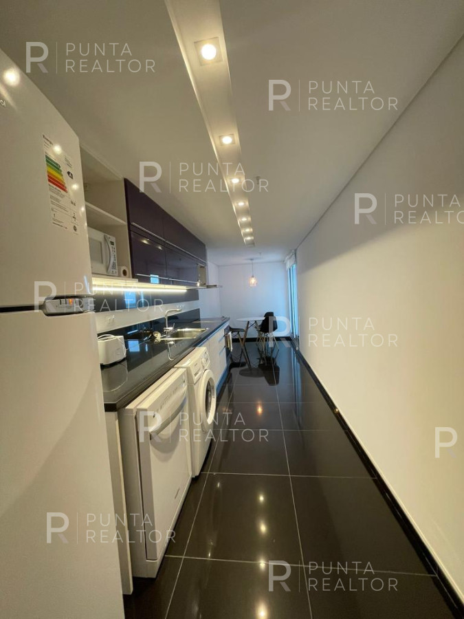 Apartamento ID.1455 - Apartamento con vista al mar y parrilla en alquiler en Playa Brava, Punta del Este, Uruguay
