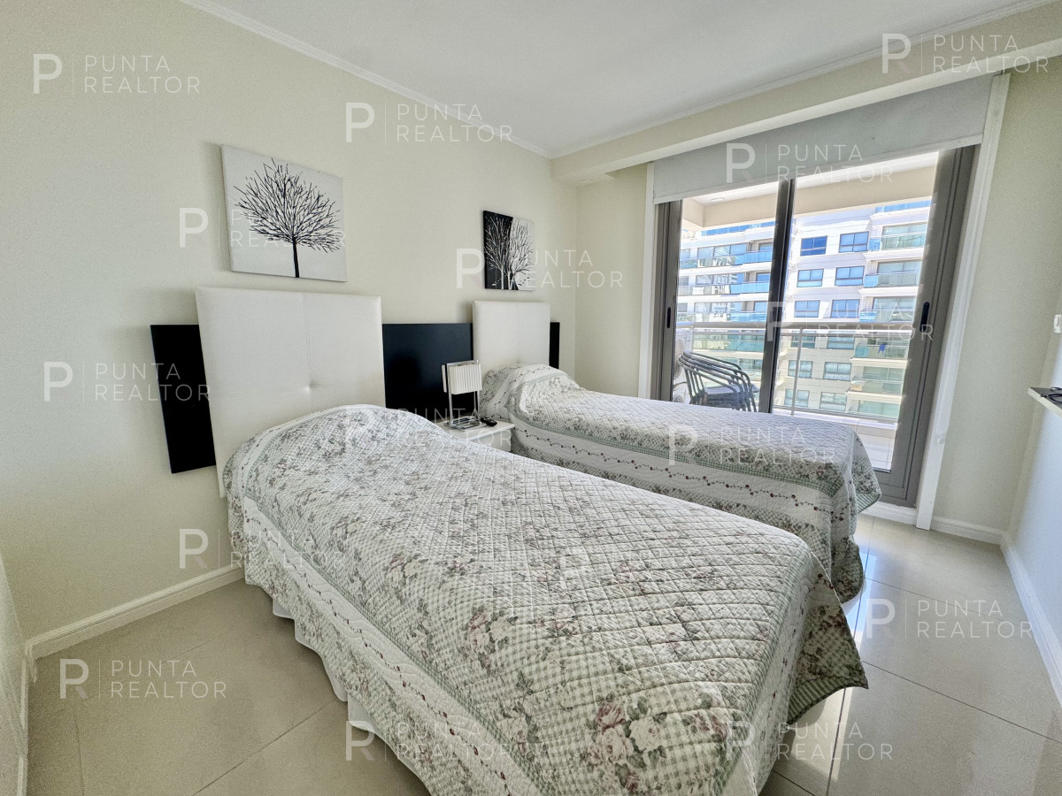 Apartamento ID.55 - Departamento venta, Imperiale 4 dormitorios, Punta del Este, Uruguay