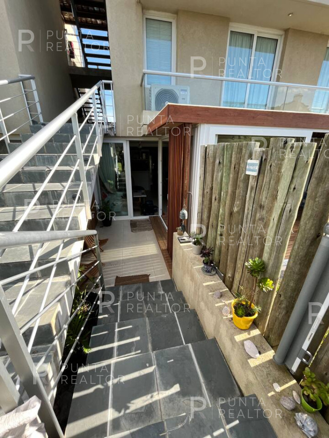 Apartamento ID.2171 - Departamento Alquiler, 2 dormitorios,  La Barra, Uruguay