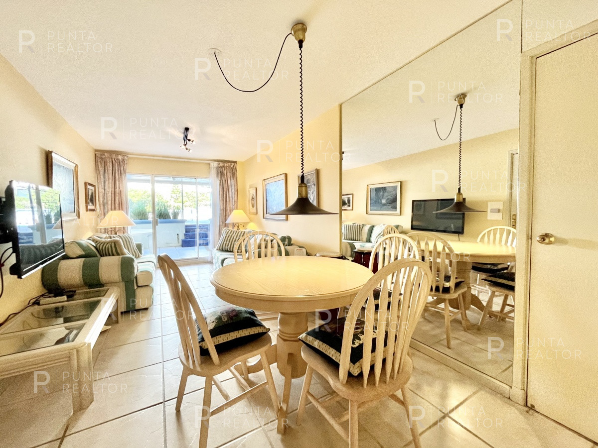 Apartamento ID.1614 - Apartamento de 3 dormitorios en El Emir, Punta del Este, Uruguay