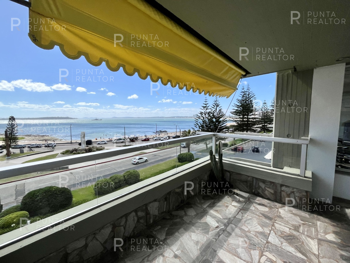 Apartamento ID.1891 - Departamento de 3 dormitorios en venta, Playa Mansa, Punta del Este, Uruguay