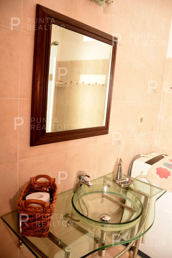 Apartamento ID.245 - Penthouse Pocitos Buceo supervistas al mar y veleros alquiler 2 dormitorios, suite 2 baños  