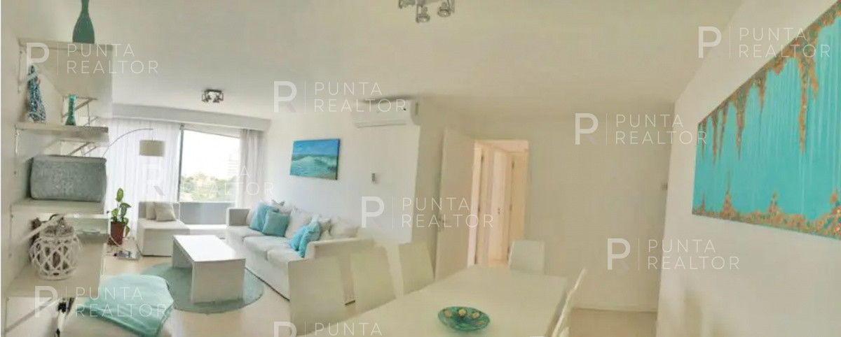 Apartamento ID.606 - Penthouse en venta en Playa Mansa, Punta del Este, Uruguay