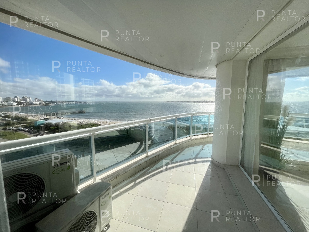 Apartamento ID.994 - Departamento venta 4 dormitorios Punta del Este, Playa Mansa, Uruguay