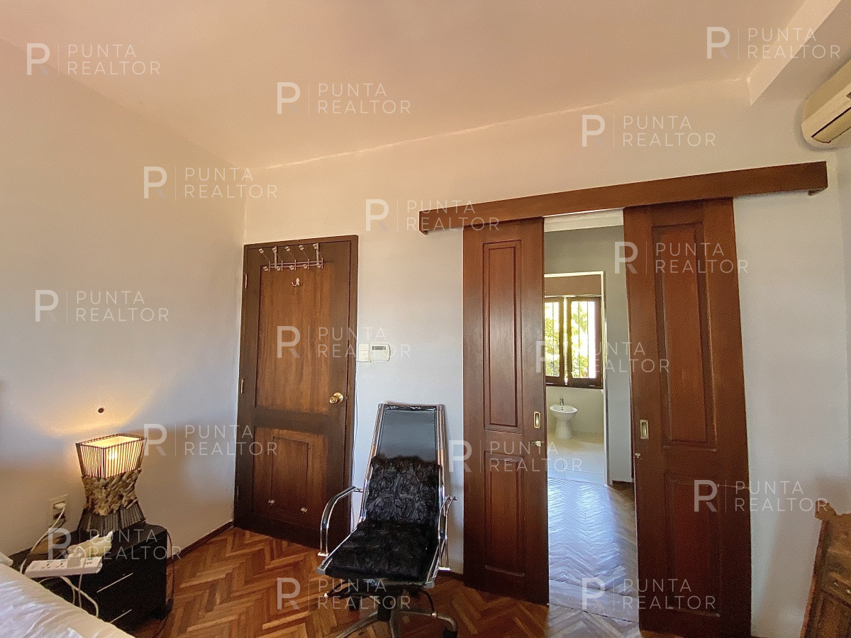 Apartamento ID.245 - Penthouse Pocitos Buceo supervistas al mar y veleros alquiler 2 dormitorios, suite 2 baños  
