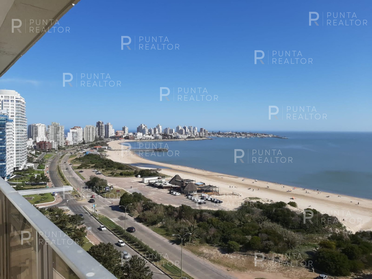 Apartamento ID.2679 - Departamento Alquiler 2 dormitorios, Playa Mansa, Punta del Este Uruguay