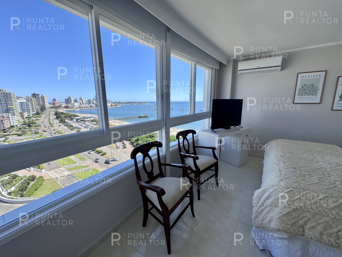 Apartamento ID.70 - Depatamento venta 4 dormitorios,  Playa Mansa, Punta del Este, Uruguay
