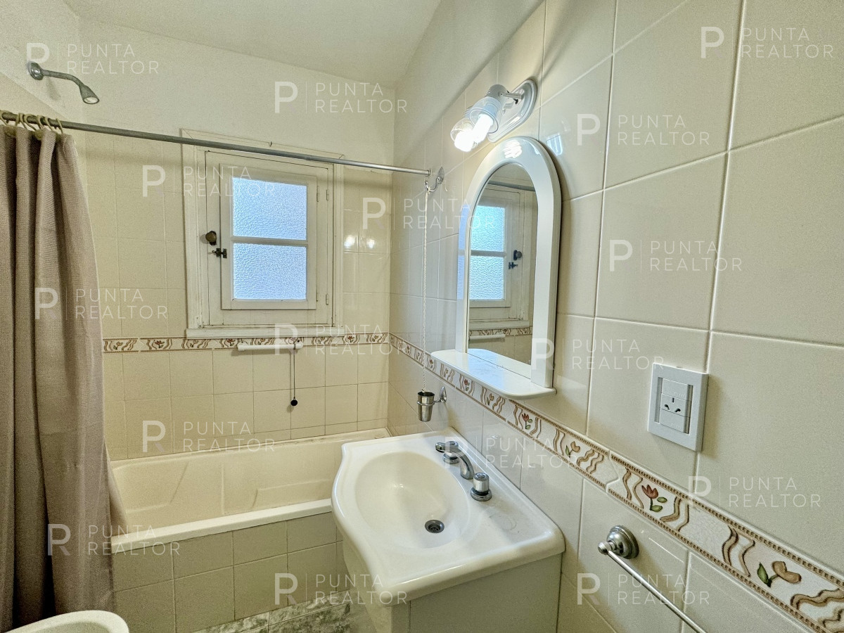 Apartamento ID.2192 - Departamento en venta 1 Dormitorio, Península de Punta del Este, Uruguay