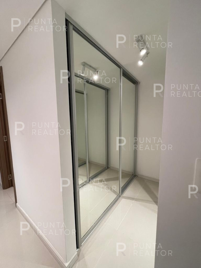 Apartamento ID.1455 - Apartamento con vista al mar y parrilla en alquiler en Playa Brava, Punta del Este, Uruguay