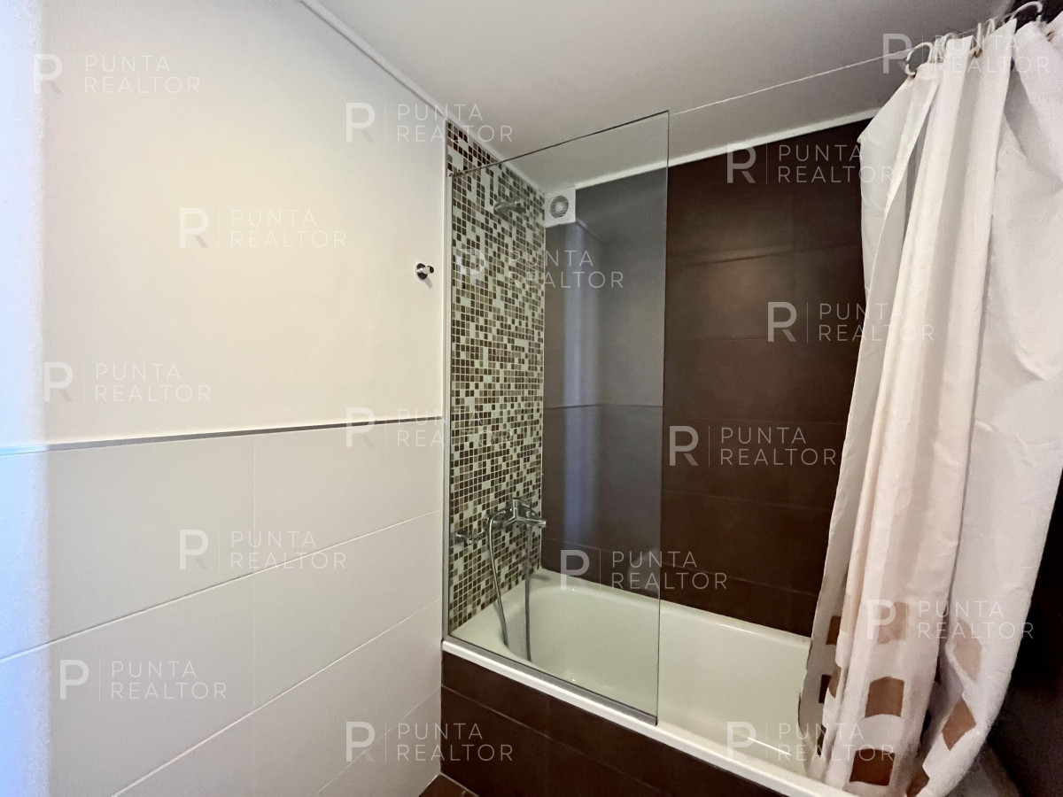 Apartamento ID.1621 - Apartamento venta tres dormitorios, Playa Brava, Punta del Este,, Uruguay