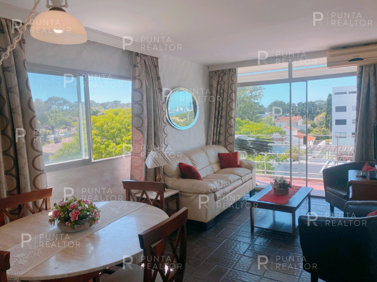 Apartamento ID.2523 - Venta Departamento 2 Dormitorios, Playa Mansa, Punta Del Este, Uruguay