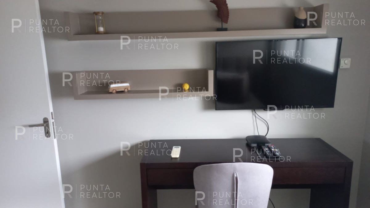 Apartamento ID.2391 - Departamento Alquiler 3 Dormitorios, Miami Boulevard, Playa Mansa, Punta del Este, Uruguay