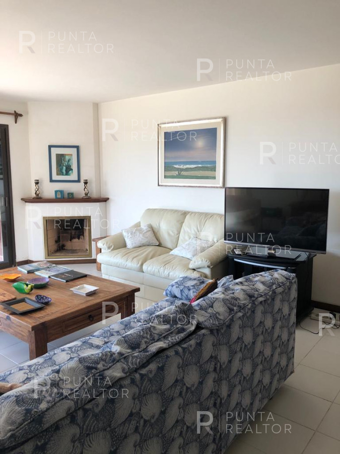 Apartamento ID.2366 - Departamento venta 3 dorimtorios y servicio, Manantiales, Uruguay