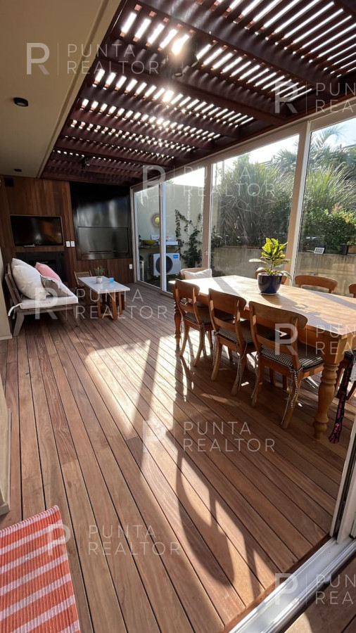 Apartamento ID.2171 - Departamento Alquiler, 2 dormitorios,  La Barra, Uruguay
