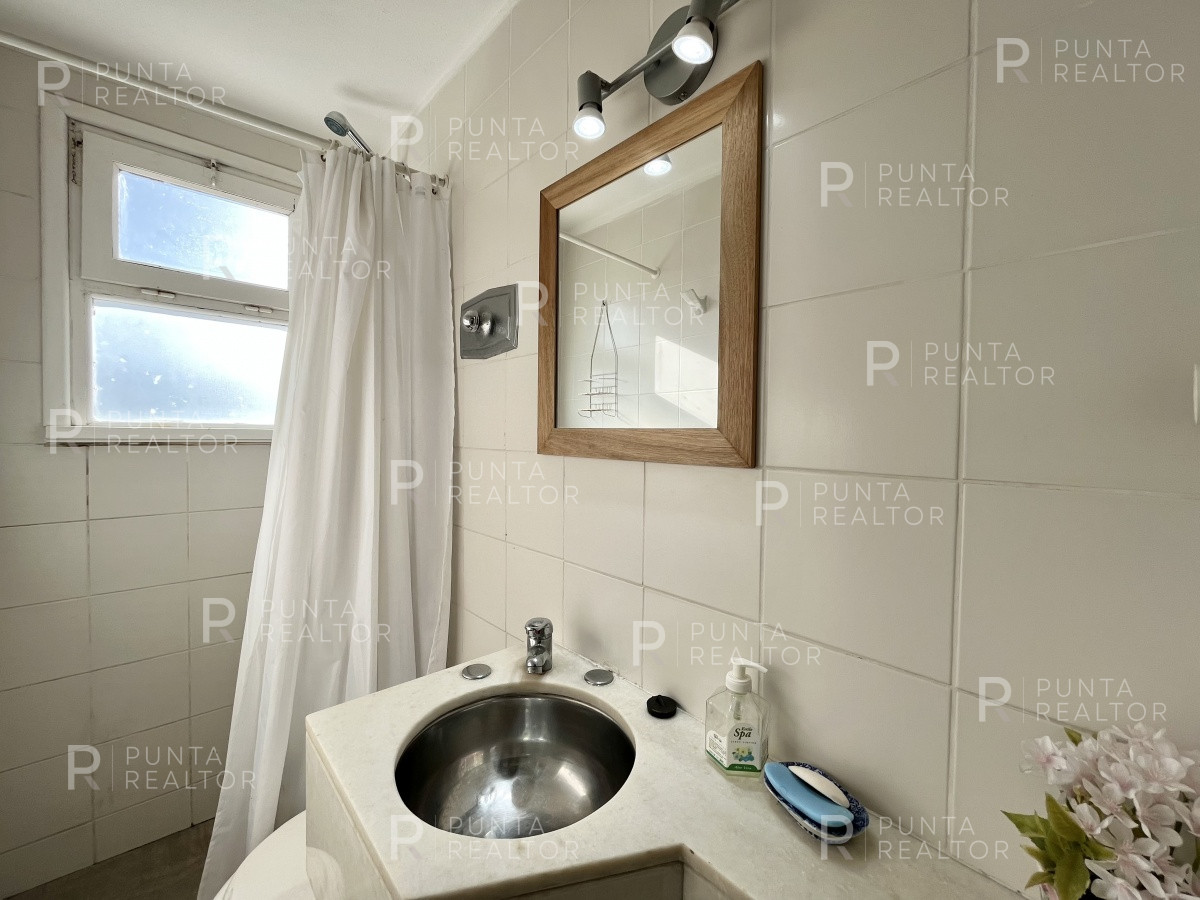 Apartamento ID.149 - Sobre Montoya, los mejores atardeceres!! vista al mar, La Barra, Uruguay